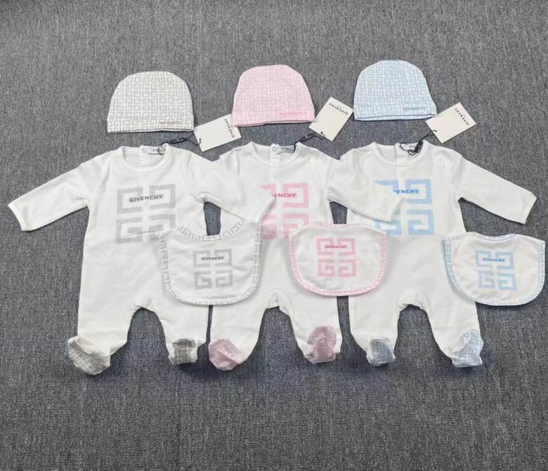 Givenchy sz0-3 3-6 24